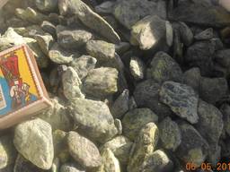 Камень. Галька мраморная "Греция" зеленая 20-40 мм