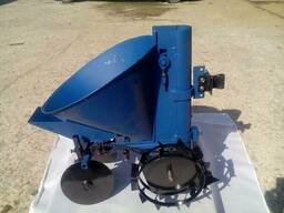 Картофелесажалка ТМ Шип (цепная, 20 л) с бункером для. ..