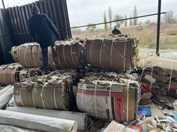 Картон, макулатура, книжки