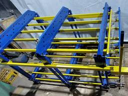 Клеєнаносне обладнання з пресом для виготовлення панелей СІП.