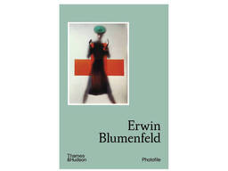 Книга Erwin Blumenfeld: Photofile.