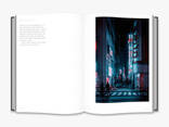 Книга про искусство фотографии в стиле киберпанк Liam Wong: Tokyoo альбомы известных. .. - фото 1