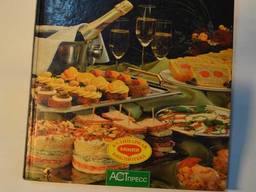 Книга по кулинарии "Холодные блюда на любой вкус"