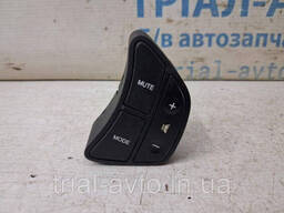 Кнопка руля Kia Ceed ED 1.6 Diesel D4FB 2006 прав. (б/у)