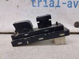 Кнопка склопідіймача Suzuki Grand Vitara JT 2.7 Бензін H27A 2005 перед. (б/у)