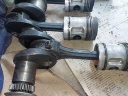 Колінвал, шатуни, поршні двигуна 4ч8,5/11