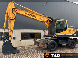 Колісний екскаватор Hyundai R210W-9A