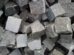 Колота гранітна бруківка темно-сіра