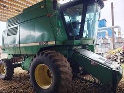 Комбайн зернозбиральний John Deere 9500