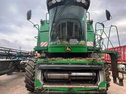 Комбайн зернозбиральний John Deere 9880i sts