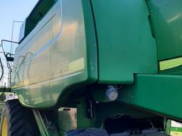 Комбайн John Deere 9560WTS