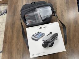 Комбінований дрон DJI Air 3S Fly More з пультом дистанційного керування RC 2