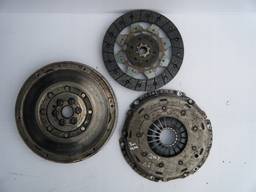 Комплект сцепления, маховик Peugeot 2008 1.6 Blue b-hdi.