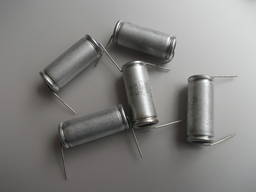 Конденсатор к 50-28 полярный 50в /300 300мкф/8612/