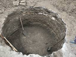 Копка и монтаж сливных ям под ключ.