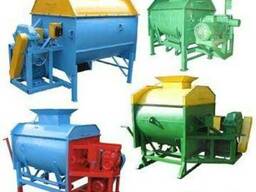 Кормосмесители с горизонтальным валом