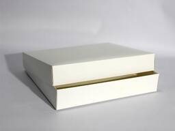 Коробка подарункова 280 х 230 х 50 мм, кришка дно, білого кольору