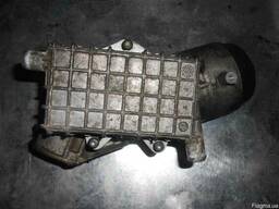 Корпус масляного фильтра Mercedes-Benz Vito638,110 2.3TD