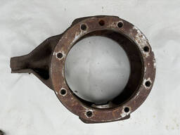 Корпус поворотного кулака правый Урал.