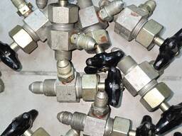 Кран тормозной 6.24.038