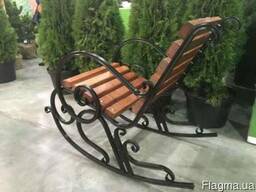 Кресло качалка для сада