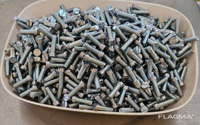 Кріпильні деталі (болти, гвинти, гайки, шайба)