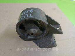 Кронштейн подушка опора двигателя коробки передач Хюндай туксон -1 2.0 D 21931-3K000