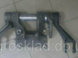 Кронштейн с рычагами ЮМЗ