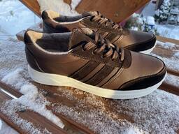 Кросівки чоловічі 41