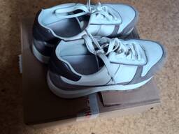 Кросівки жіночі Li Fexpert розмір 39-40