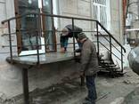 Крыльцо на вход офиса, магазина. "Броневик" Днепр. - фото 1