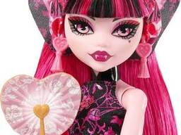 Кукла Монстер Хай Дракулаура Шкаф Monster High Draculaura Doll Дракулора Gore-geous. ..