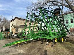 Культиватор John Deere 980 шириною 12 метрів Джон Дір