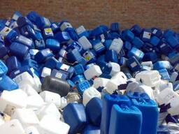 Куплю канистру б/у, грязную, ломанную 2,5,10,20,30 литров