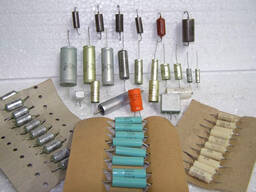 Куплю конденсаторы К40У-9, К42У-2, К71-4, ФТ, К72П-6 и др.