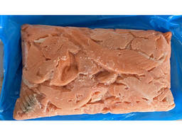 Куски лосося свежемороженая без шкуры 6х5кг