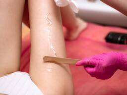 Лазерная эпиляция ног в Каменском!