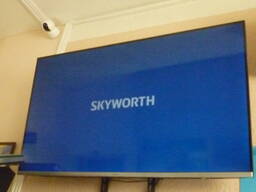 LED-телевізор SKYWORTH 43E6