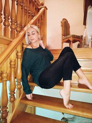 Лестницы из массива дерева на заказ