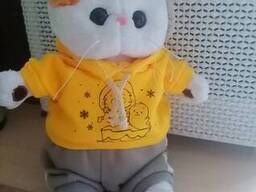 Лілі, м'яка іграшка кішечка Лілі, кішечка Лілі в одязі, кішка, киця, кишка Лілі. ..