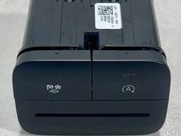 LJ6T11B573FBW - Блок кнопок на Ford Escape 4 поколение CX482