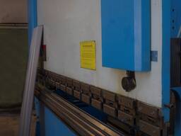 Листогиб гідравлічний ЛГ 100/3200 (100 тонн, 3.2 м) | Прес листогибочний