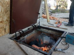 Люк на подвал открывающийся. "Броневик" Днепр.