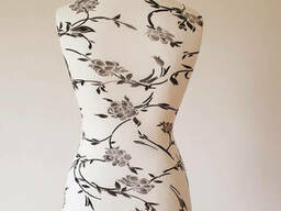 Манекен жіночий кравецький (портновский) демонстраційний на дерев'яній підставці