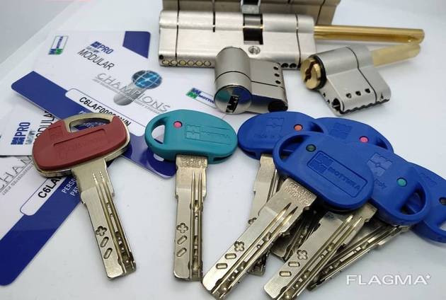 Медвежатник Днепр, Услуги медвежатника в Днепре. Взлом замков без повреждений!