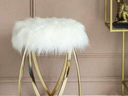 Меховой стул