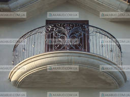 Металлические перила для балкона. Перила для балкона кованые