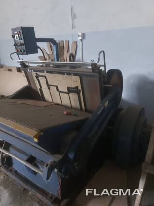 ML 1100. Тигельный пресс