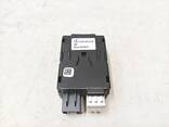 Модуль USB Type-C (hub) Mercedes eqs A2068202600 - фото 2