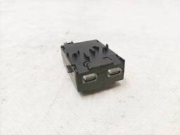 Модуль USB Type-C (hub) Mercedes eqs A2068202600